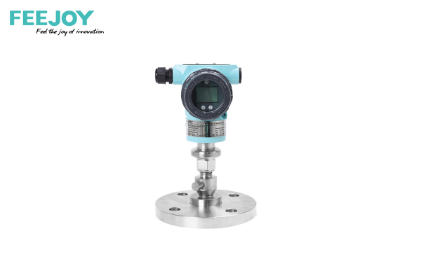 投入式压力变送器在实际应用中，如何通过校准提高测量精度？